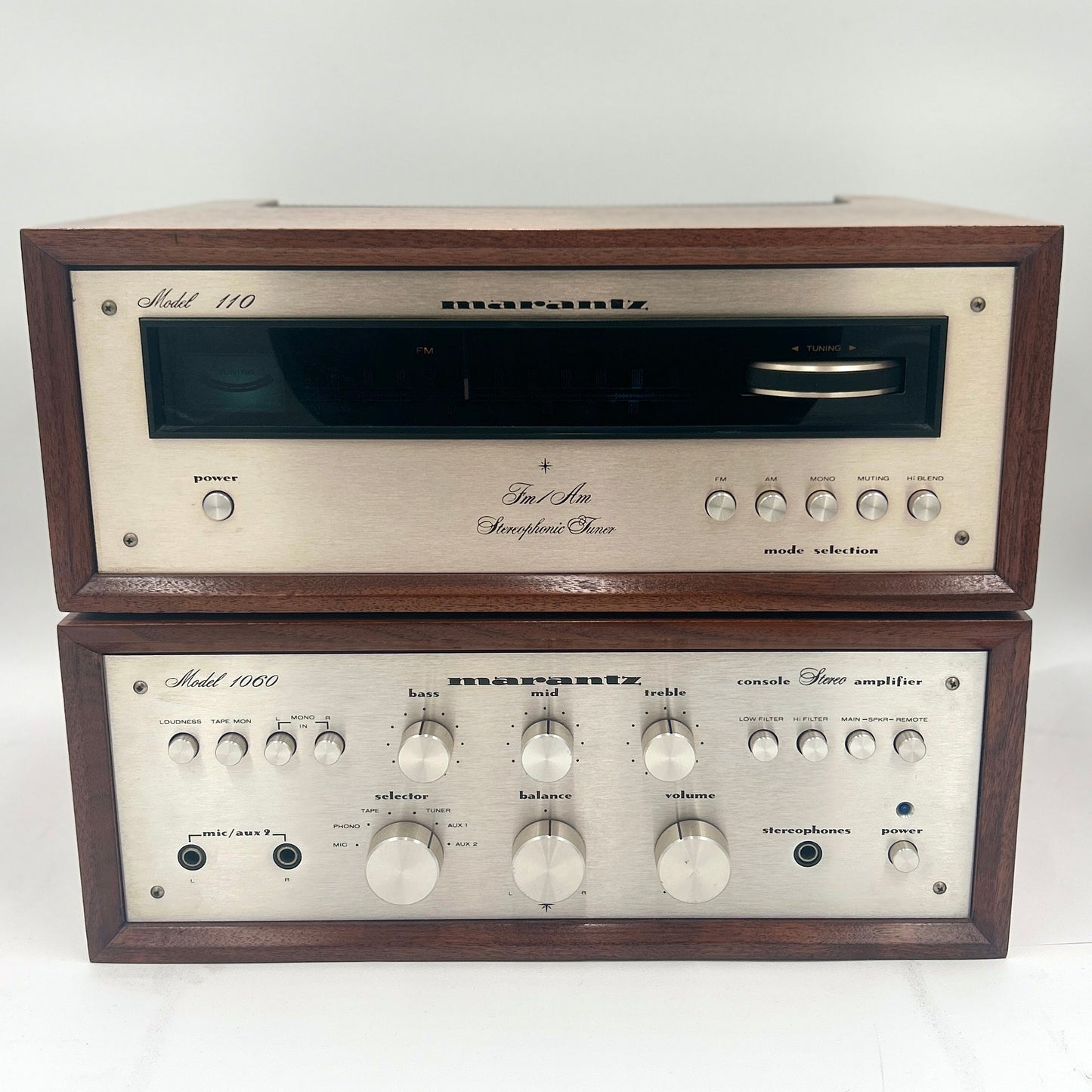 Marantz Tuner Model 110 and Integrated Amplifier Model 1060 1973