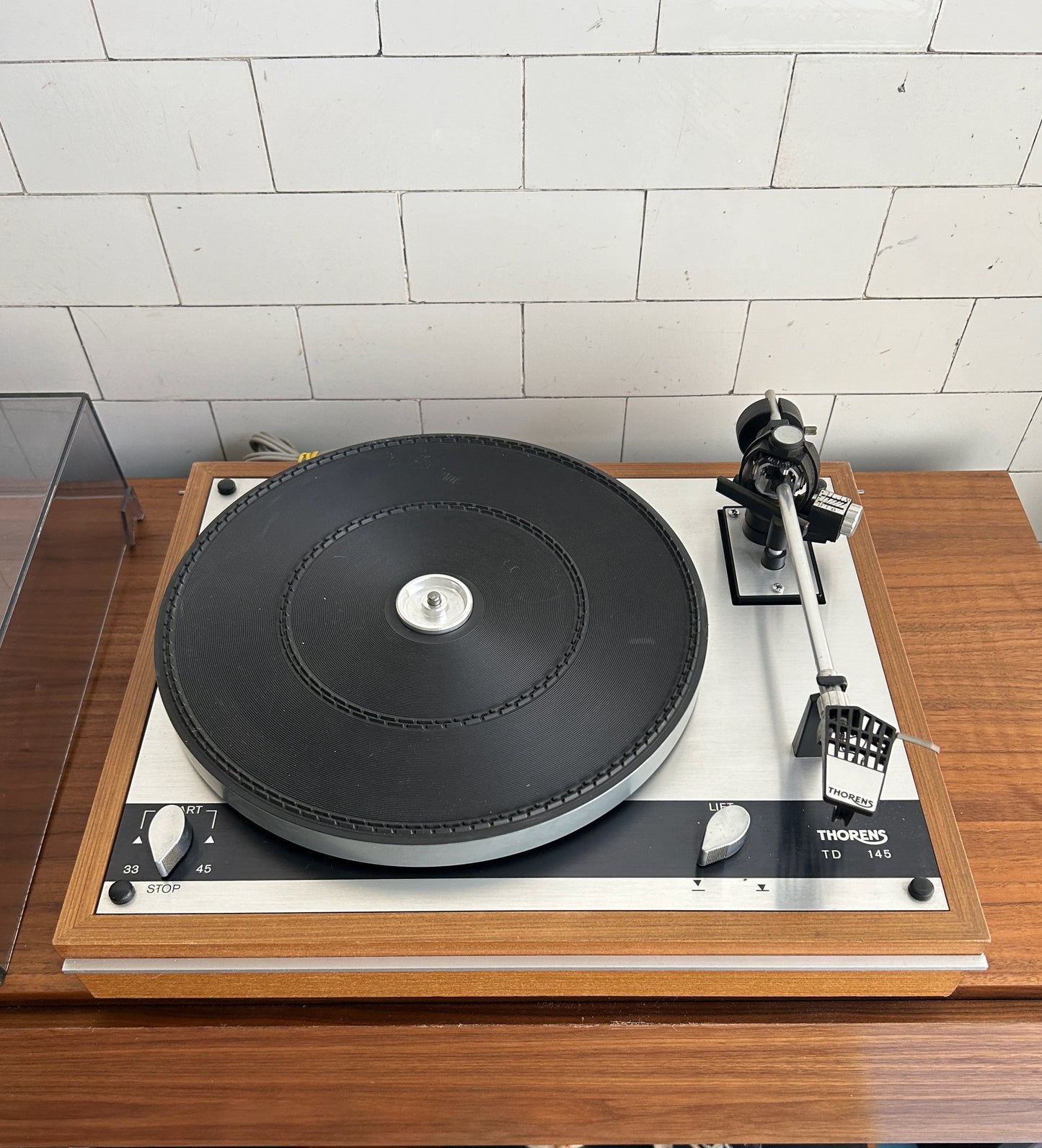 Thorens TD-145 Turntable 1975