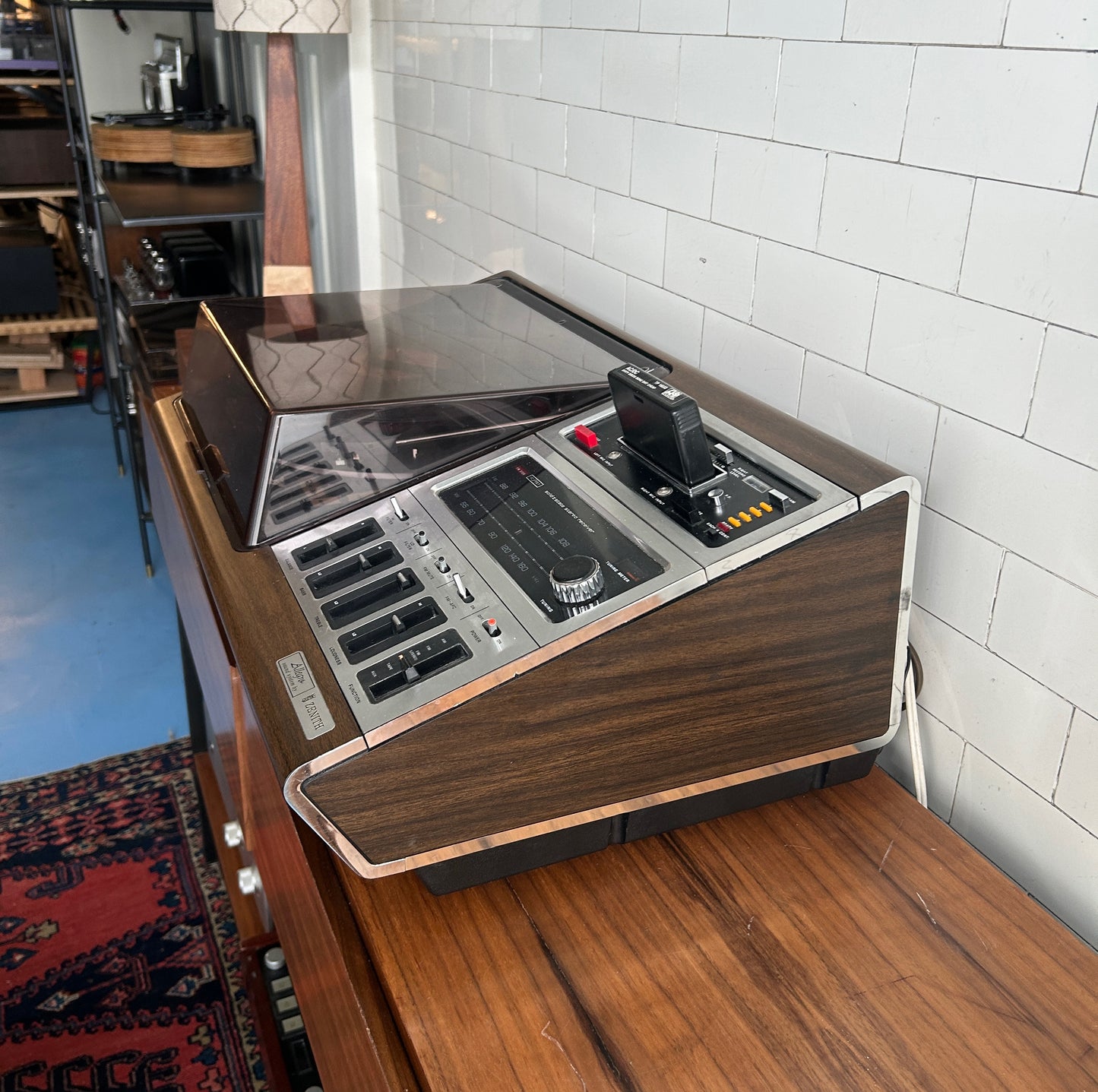 Zenith "The Wedge" Turntable Receiver 1974