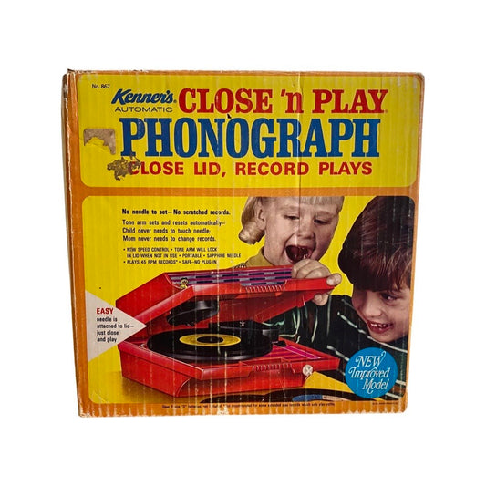 Kenners Close 'n Play Phonograph 1975